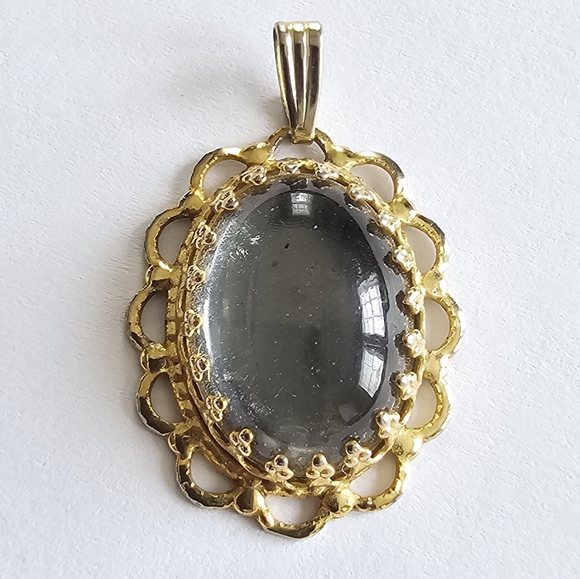 Vintage Jewelry - Vintage pendant silver clear cabochon Gold tone setting charm boho